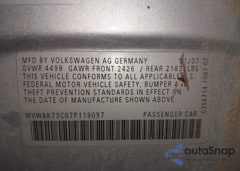 2007 Volkswagen Passat 2.0T/Wolfsburg Edition z USA, uszkodzony, nr VIN WVWAK73C07P119097